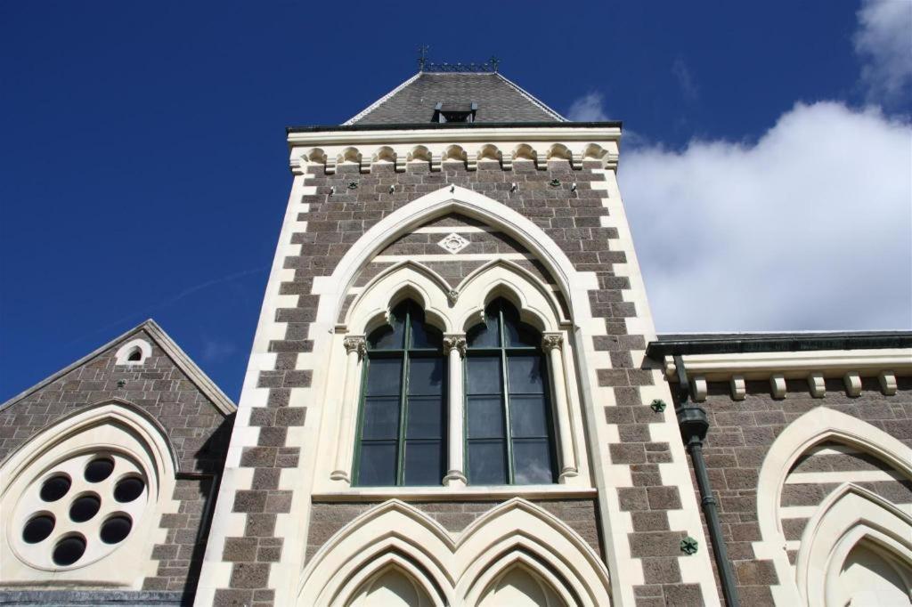 The Riccarton Hotel Christchurch Buitenkant foto