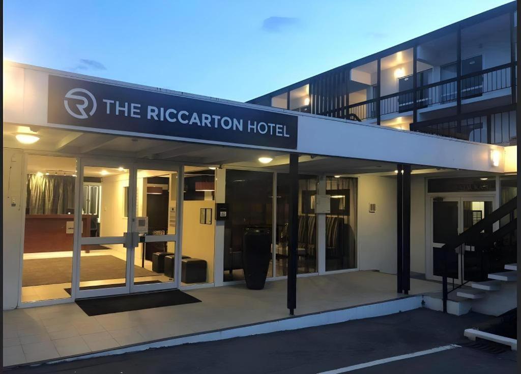 The Riccarton Hotel Christchurch Buitenkant foto