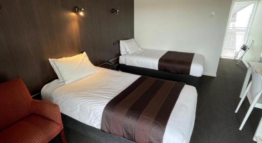 The Riccarton Hotel Christchurch Buitenkant foto