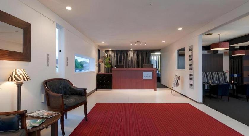 The Riccarton Hotel Christchurch Buitenkant foto