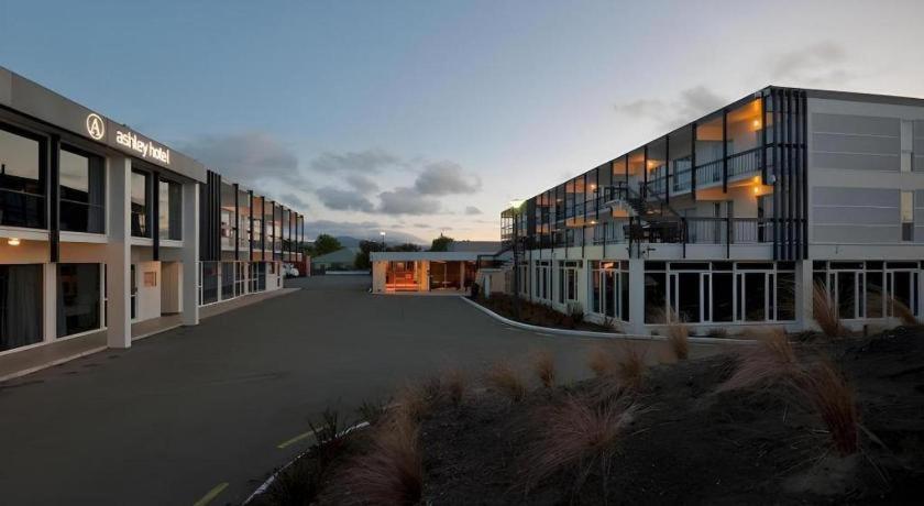 The Riccarton Hotel Christchurch Buitenkant foto