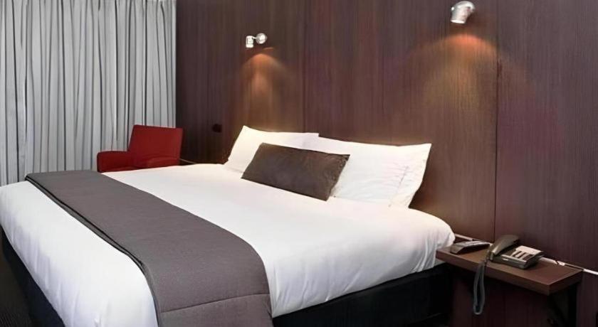 The Riccarton Hotel Christchurch Buitenkant foto