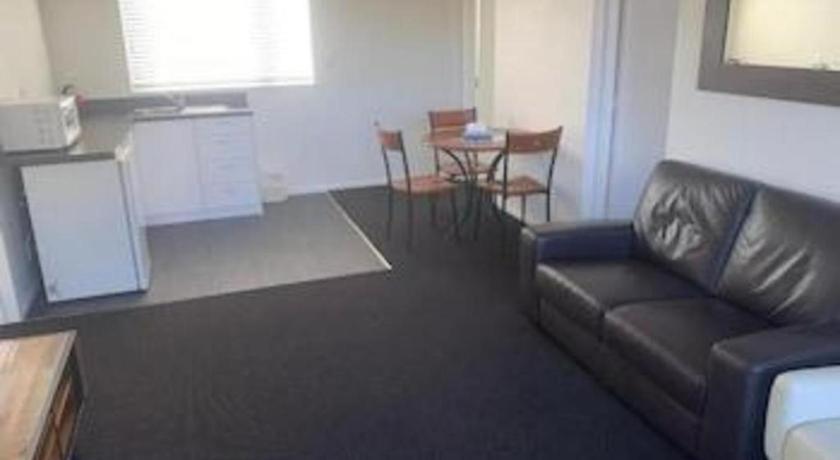 The Riccarton Hotel Christchurch Buitenkant foto