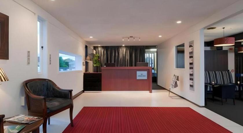 The Riccarton Hotel Christchurch Buitenkant foto